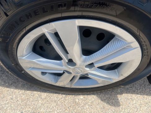 Used 2022 Nissan Kicks S FWD image 43