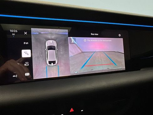 Used 2025 Porsche Macan 4S Electric image 28