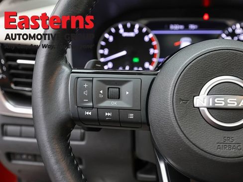 Used 2023 Nissan Rogue SV w/ SV Premium Package AWD/4WD image 15