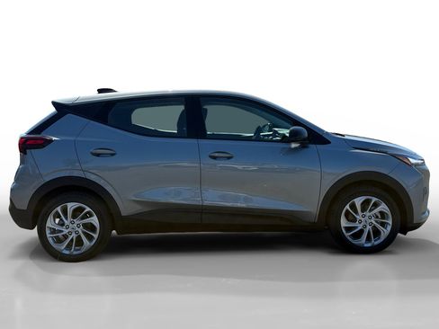 New 2027 Chevrolet Bolt LT FWD image 6