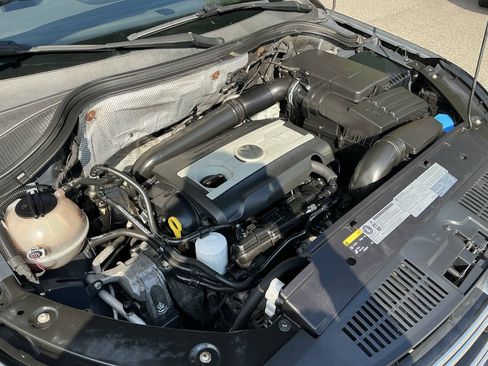 Used 2016 Volkswagen Tiguan SE AWD/4WD image 31