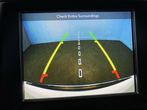 Used 2018 Jeep Grand Cherokee Limited image 18