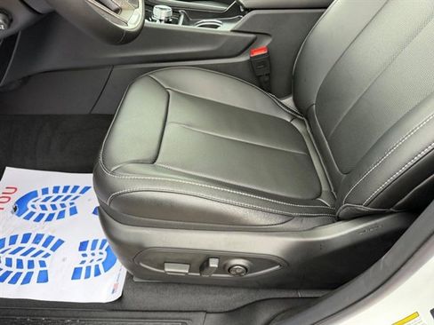 New 2025 Jeep Grand Cherokee L Limited w/ Luxury Tech Group II image 23