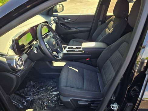 Certified 2025 Chevrolet Equinox LT FWD image 21