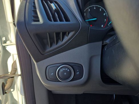 Used 2022 Ford Transit Connect XL image 26