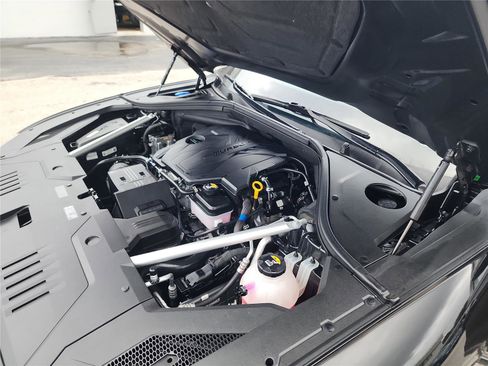 Used 2022 Genesis GV70 2.5T w/ Advanced Package image 14