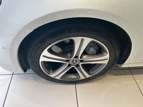 Used 2020 Mercedes-Benz E 450 4MATIC Wagon image 20