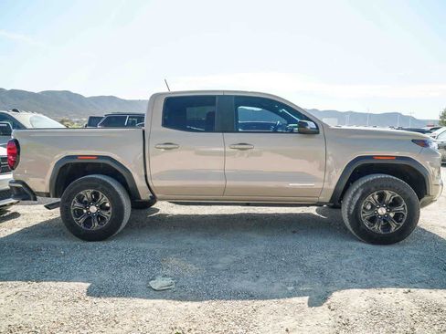 Used 2024 GMC Canyon Elevation w/ Convenience Package RWD image 7