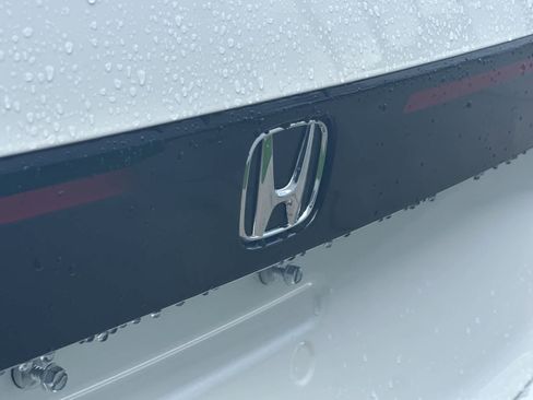 Used 2024 Honda Accord EX image 10