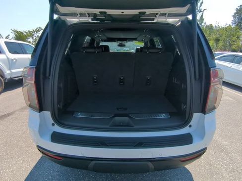 Used 2024 Chevrolet Tahoe Z71 w/ Luxury Package AWD/4WD image 35