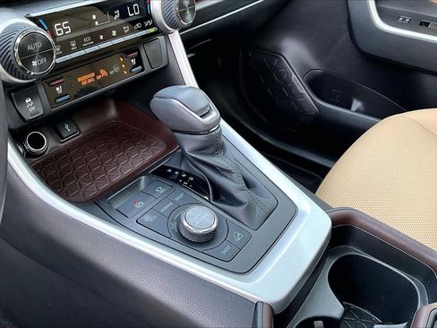 Used 2021 Toyota RAV4 Limited w/ Limited Grade Weather Package image 32