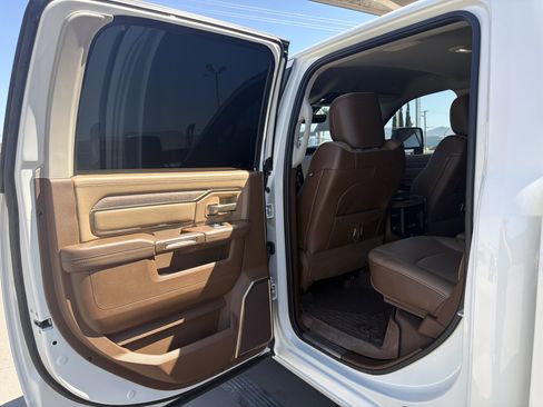 Used 2024 RAM 2500 Limited w/ Safety Group AWD/4WD image 7