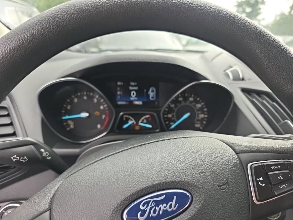Used 2019 Ford Escape SE FWD image 24