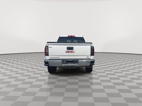 Used 2018 GMC Sierra 1500 SLT w/ SLT Premium Package AWD/4WD image 7