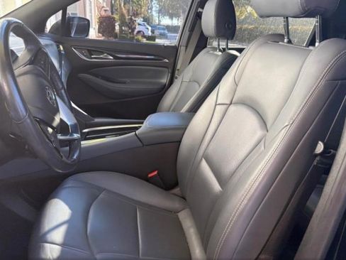 Used 2023 Buick Enclave Essence w/ Experience Buick Package image 3