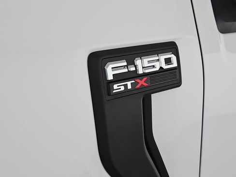 Used 2022 Ford F150 XL w/ STX Appearance Package AWD/4WD image 36