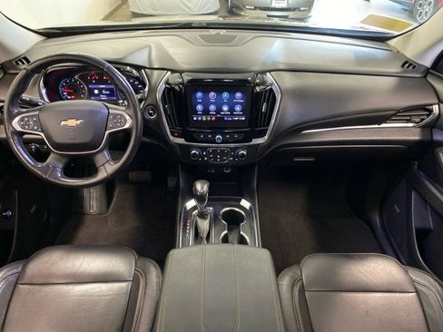 Used 2021 Chevrolet Traverse LT w/ LT Premium Package AWD/4WD image 12