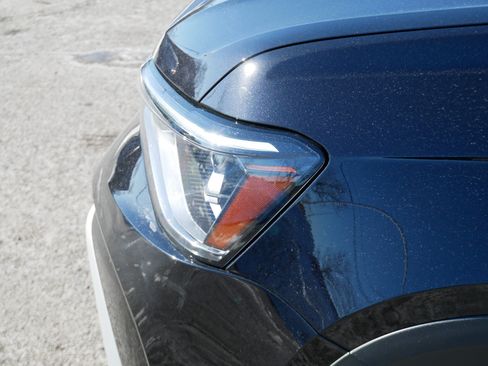 Certified 2025 Volkswagen Taos S image 16