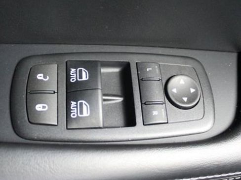 Used 2016 Dodge Challenger SRT Hellcat image 15