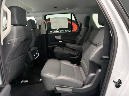 New 2026 Ford Expedition Max Active AWD/4WD image 12