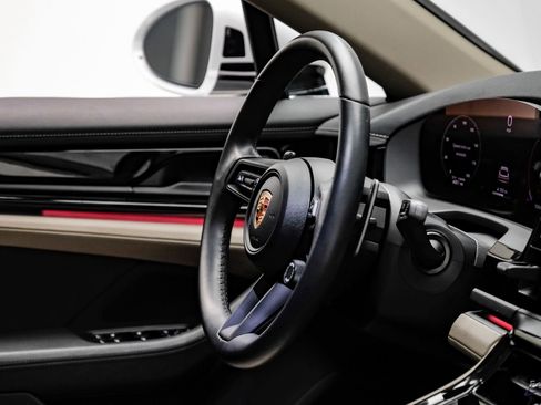 Used 2025 Porsche Panamera w/ Premium Package image 51