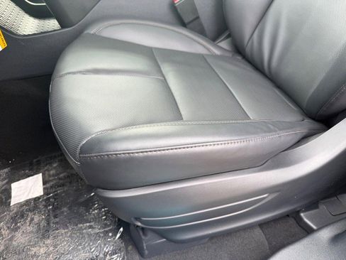 New 2026 Lincoln Aviator AWD image 20