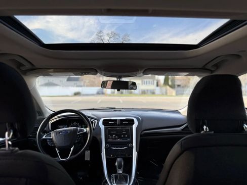 Used 2014 Ford Fusion SE image 36