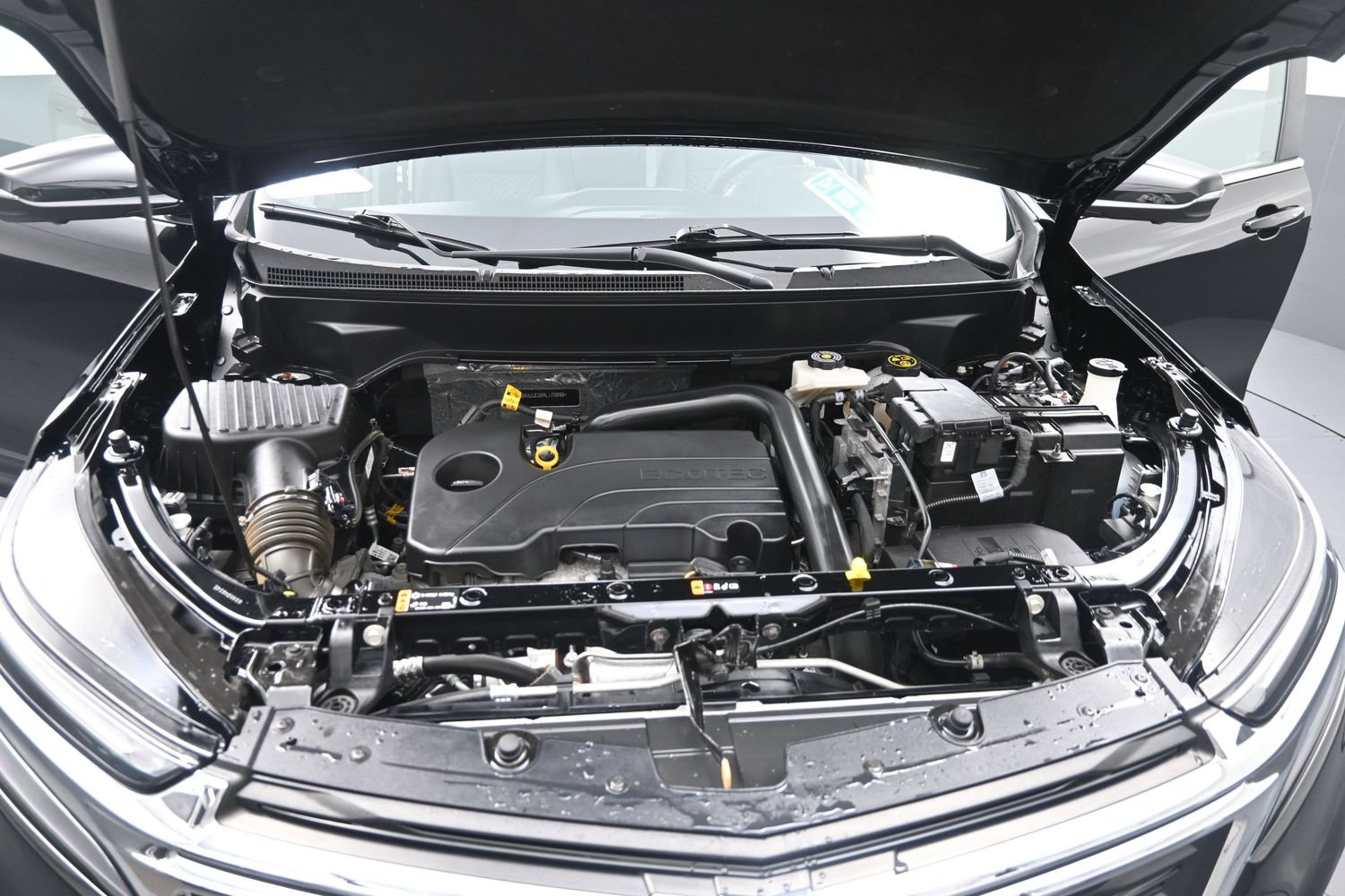 Used 2024 Chevrolet Equinox LT AWD/4WD image 12