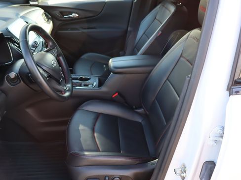 Used 2024 Chevrolet Equinox RS w/ RS Leather Package AWD/4WD image 16