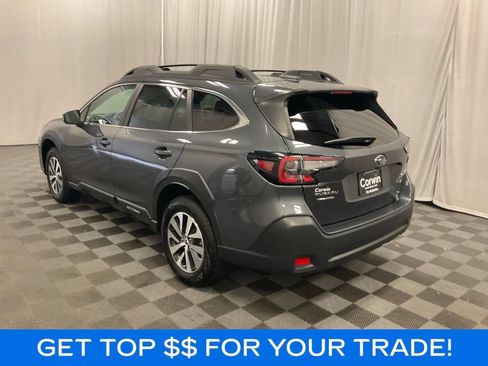Used 2025 Subaru Outback Premium AWD/4WD image 3