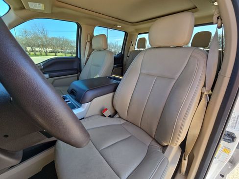 Used 2018 Ford F150 Lariat image 11