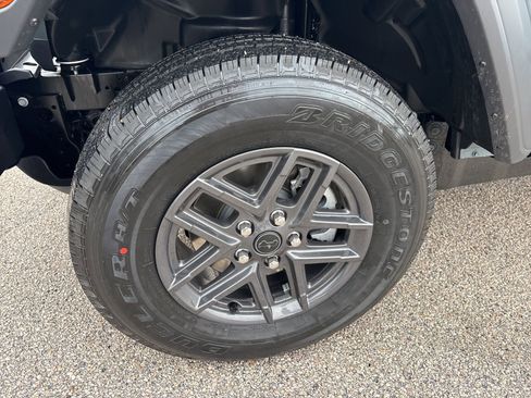 New 2026 Jeep Gladiator Sport image 32