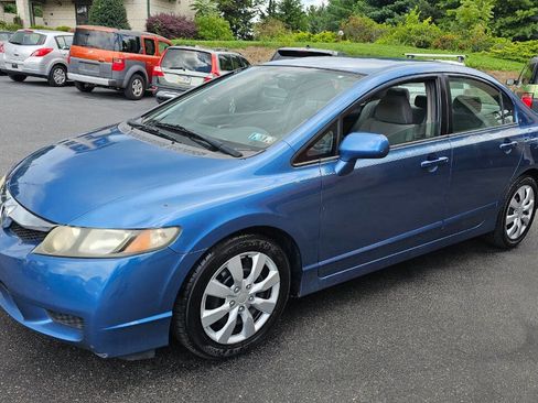 Used 2010 Honda Civic LX image 7