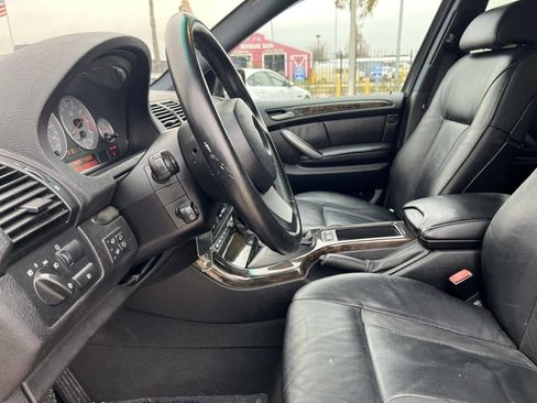Used 2006 BMW X5 4.8is image 25