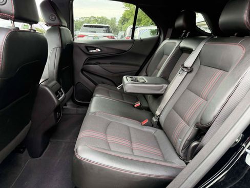 Used 2023 Chevrolet Equinox RS FWD image 13