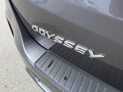 Used 2025 Honda Odyssey EX-L image 10