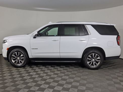 Used 2022 Chevrolet Tahoe LT w/ Luxury Package image 19