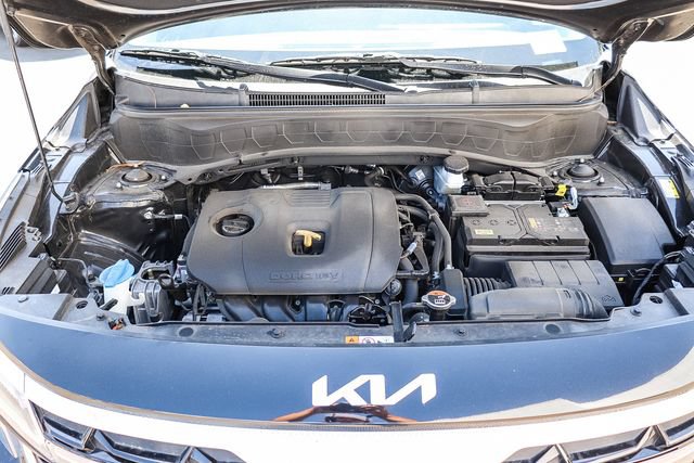 Certified 2025 Kia Seltos EX FWD image 24