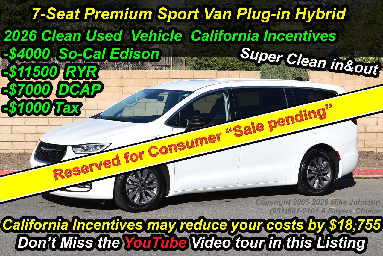 Used 2024 Chrysler Pacifica Limited FWD image 38