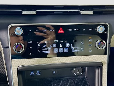 New 2026 Genesis GV80 3.5T Prestige AWD/4WD image 14