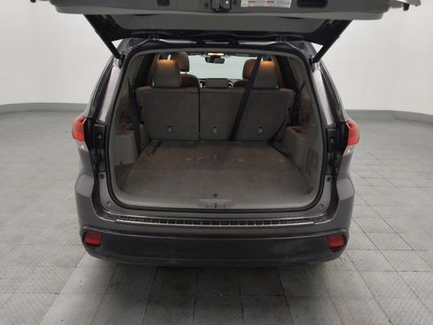 Used 2019 Toyota Highlander XLE w/ Protection Package #3 image 29