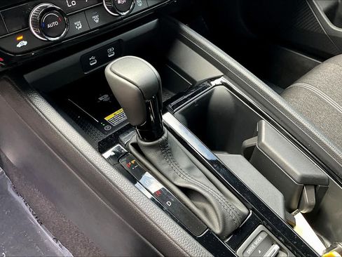 Used 2025 Honda Accord Sport image 17