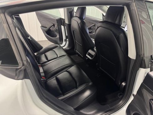 Used 2020 Tesla Model 3 Standard Range Plus image 23