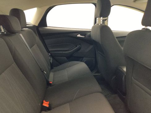 Used 2017 Ford Focus SEL w/ Interior Protection Package FWD image 19