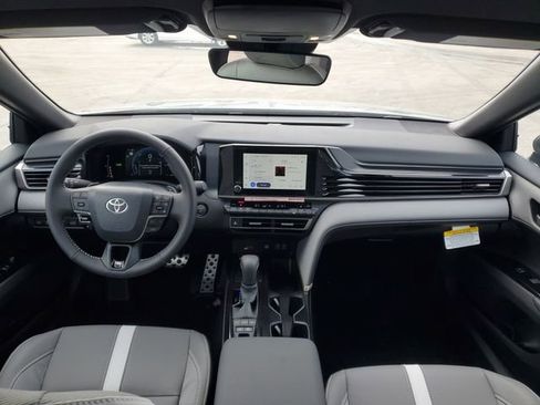 New 2026 Toyota Camry SE image 25