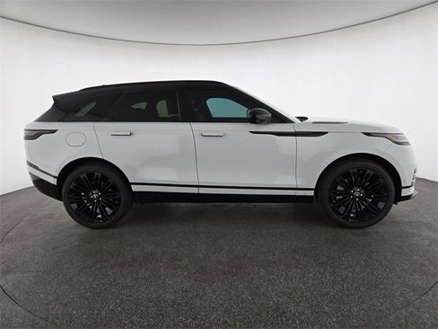 New 2026 Land Rover Range Rover Velar Dynamic SE image 29