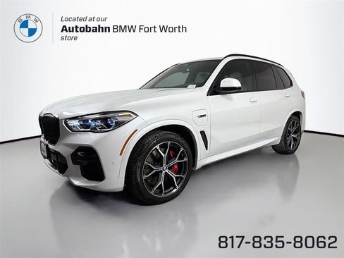 Used 2022 BMW X5 xDrive45e w/ M Sport Package image 1