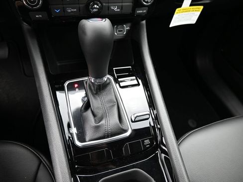 New 2026 Jeep Compass Latitude image 19