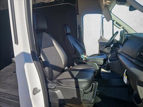 New 2026 Ford Transit 250 148 Medium Roof w/ Load Area Protection Package image 18