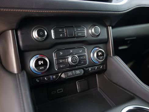 Used 2023 GMC Yukon XL AT4 w/ LPO, Floor Liner Package AWD/4WD image 23